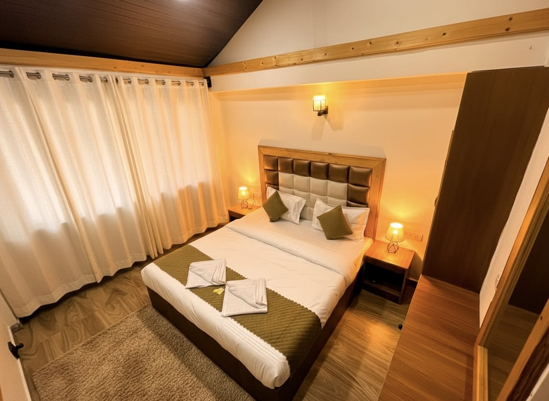 Bedroom or rest area at the Manali stay